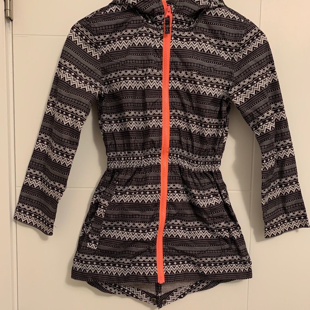 BOGO-Girls patterned windbreaker